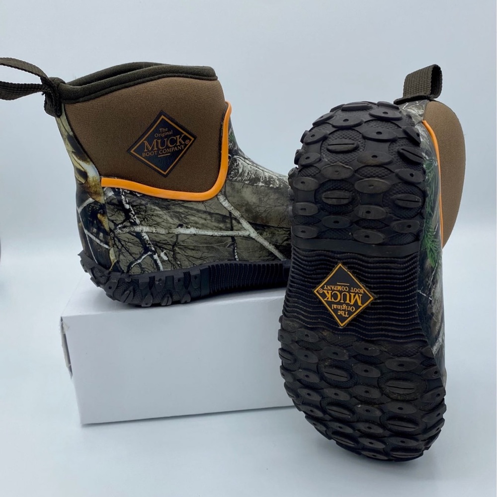 Infant muckster boots